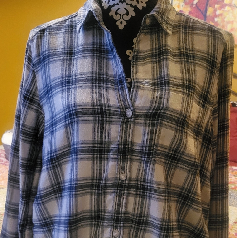 American Eagle Boyfriend fit flannel shirt size large